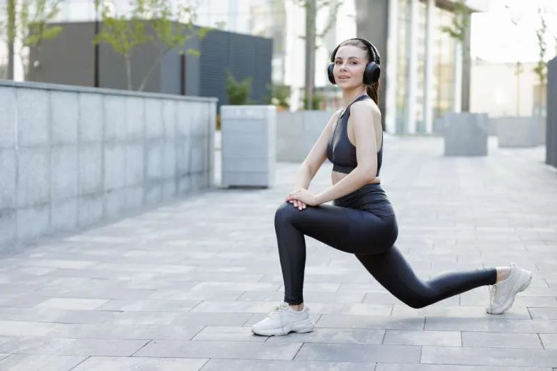 ท่า Forward Lunge ลดต้นขา