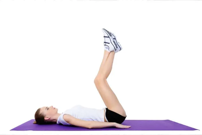 ท่า Leg Lifts ลดต้นขา